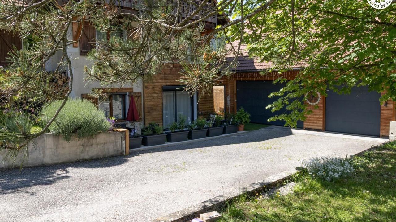 Photo of Outdoor in Myans