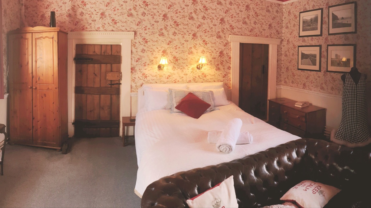 Photo of Bedroom in Tibshelf