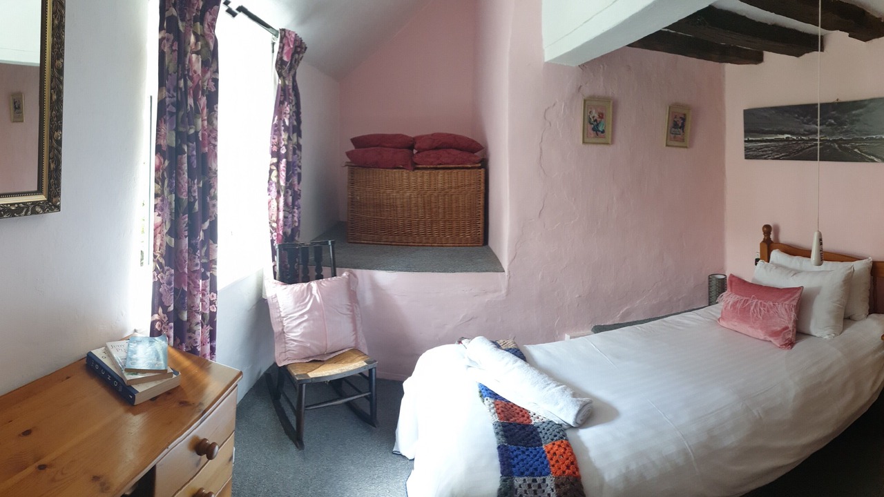 Photo of Bedroom in Tibshelf