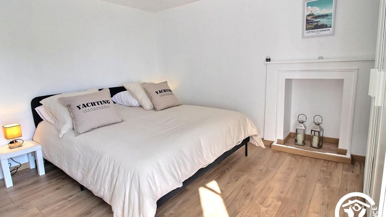 Photo of Bedroom in Ploubazlanec