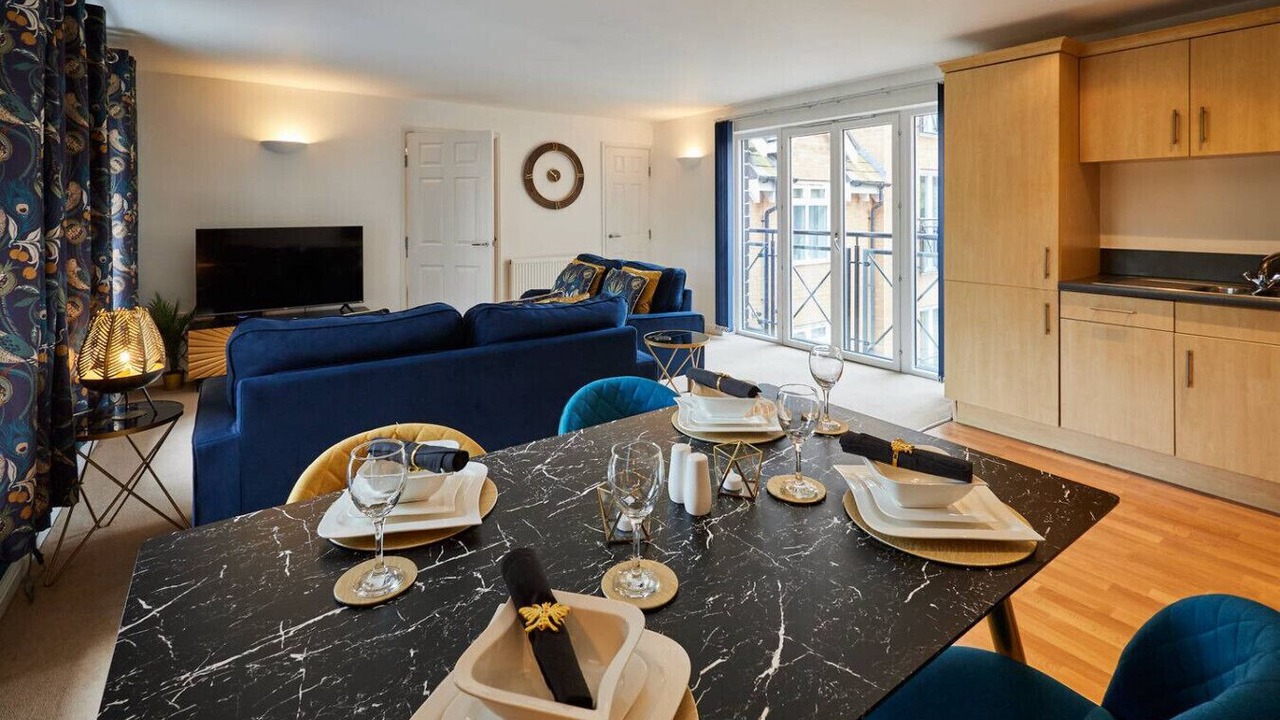 Photo of Livingroom in Oadby