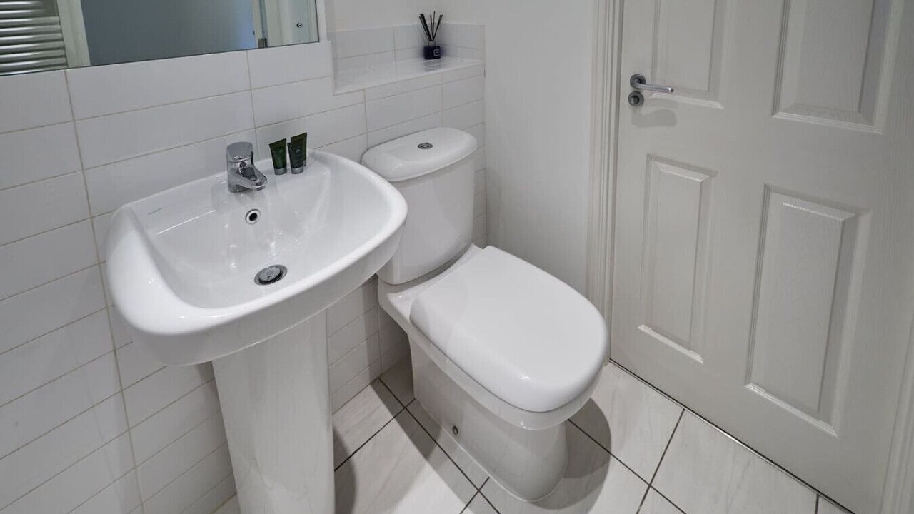 Photo of Bathroom in Oadby