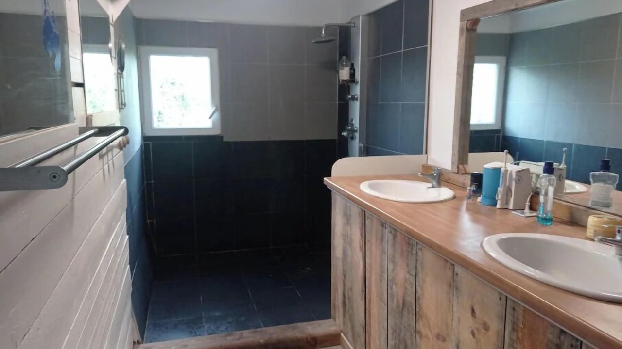 Photo of Bathroom in Saint-Yzans-de-Medoc