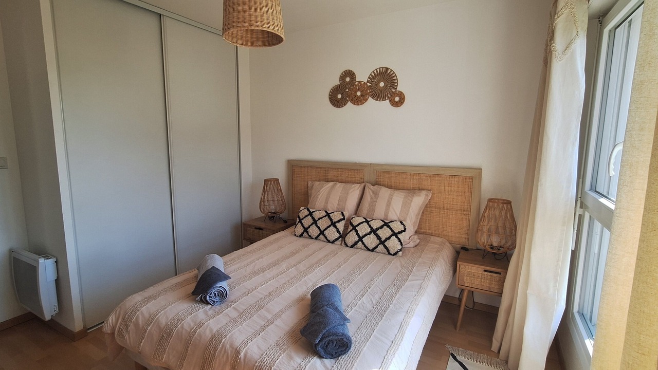 Photo of Bedroom in Lannion