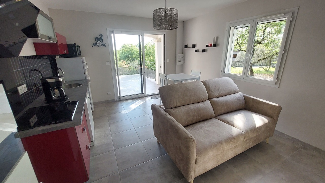 Photo of Livingroom in Saint Alban Auriolles
