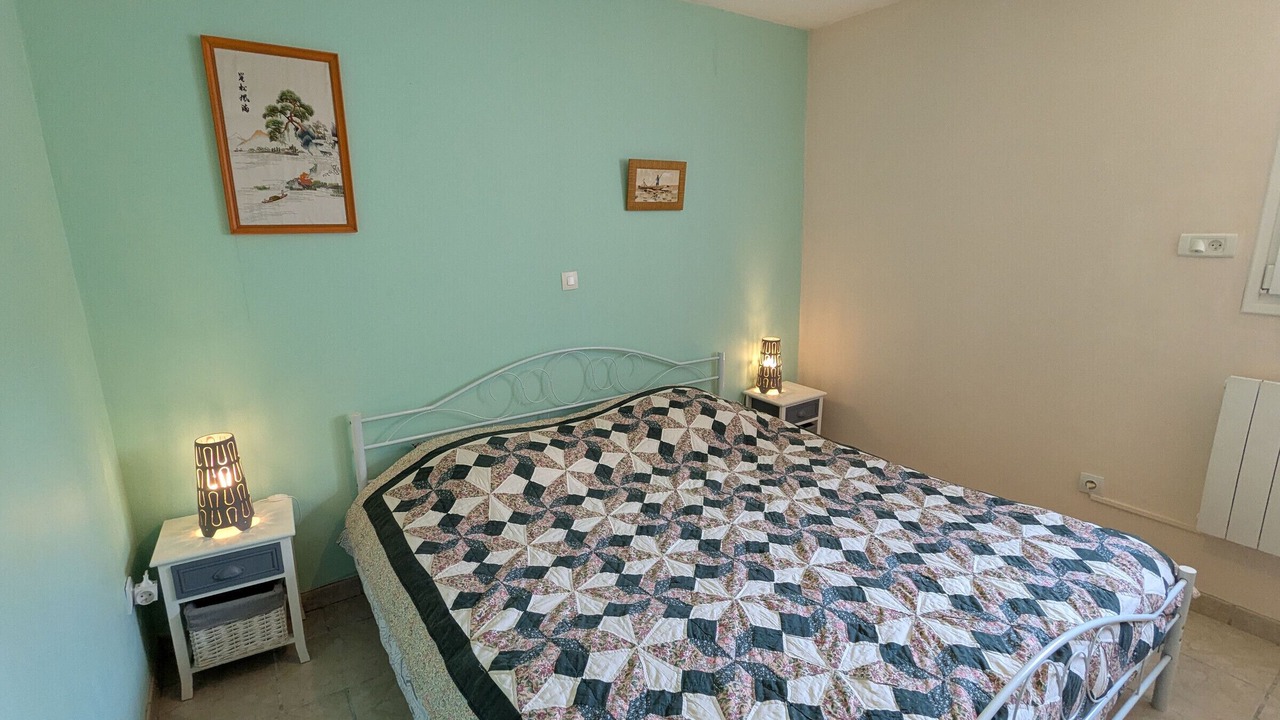 Photo of Bedroom in Saran