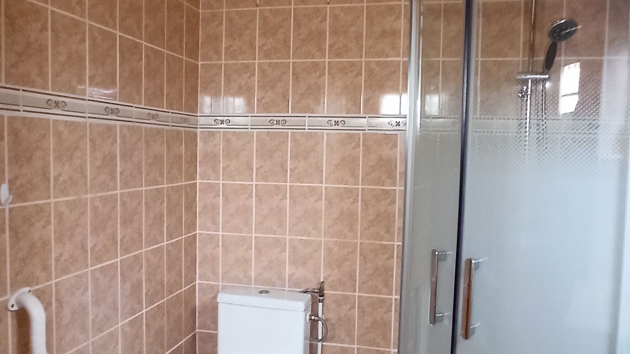 Photo of Bathroom in Saran