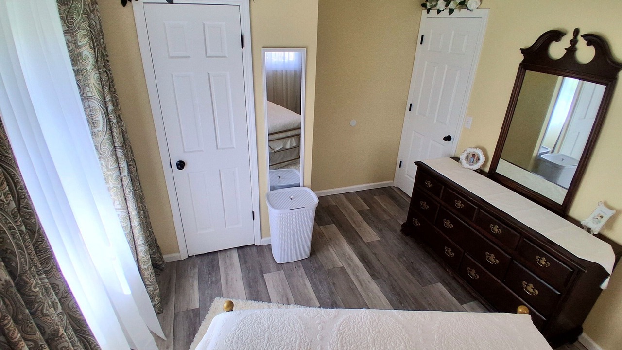 Photo of Bedroom in Craigsville