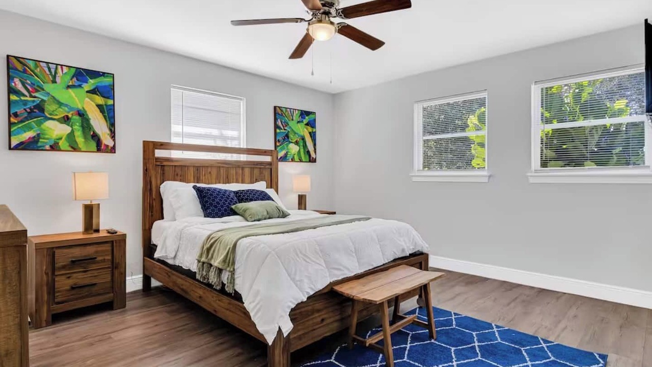 Photo of Bedroom in Englewood Park