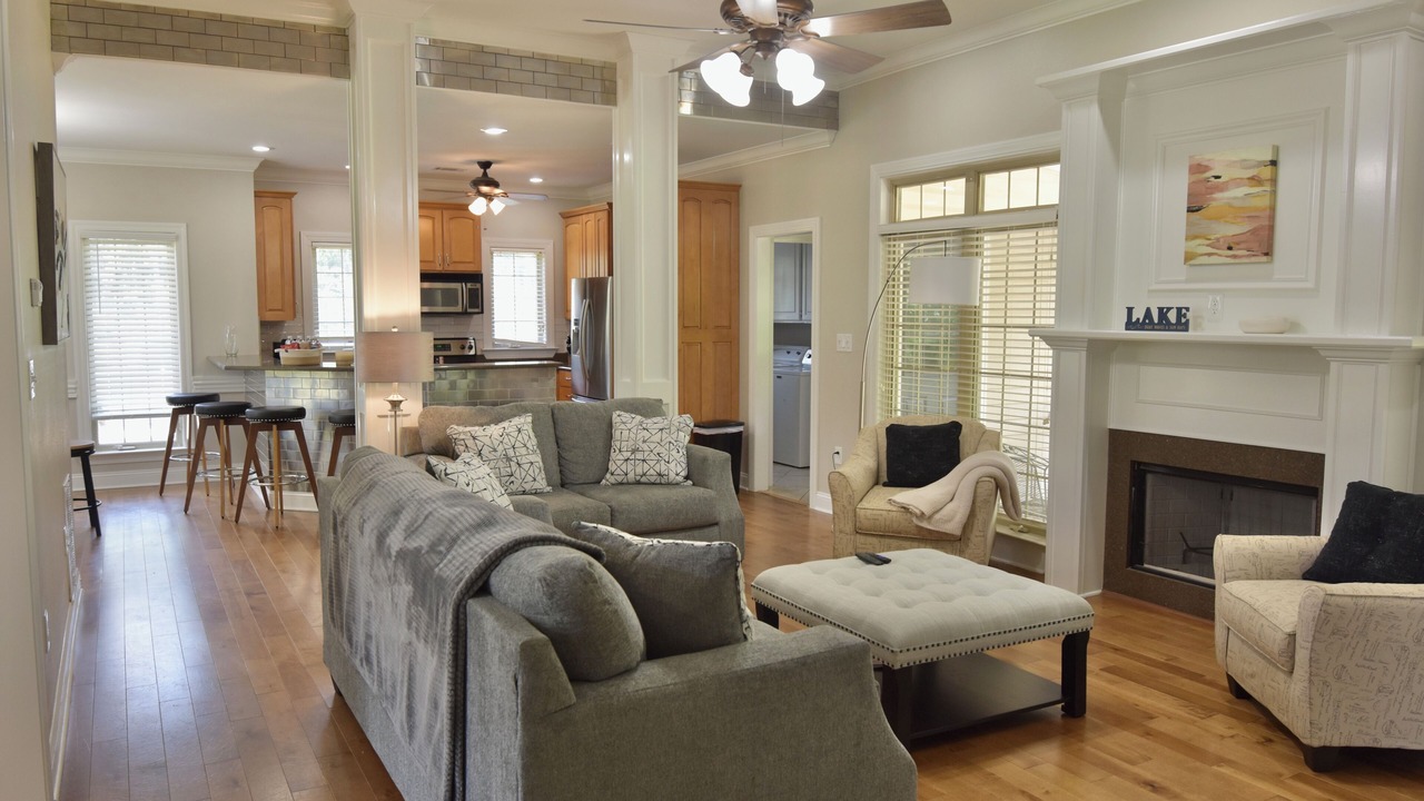 Photo of Livingroom in Lake Hamilton