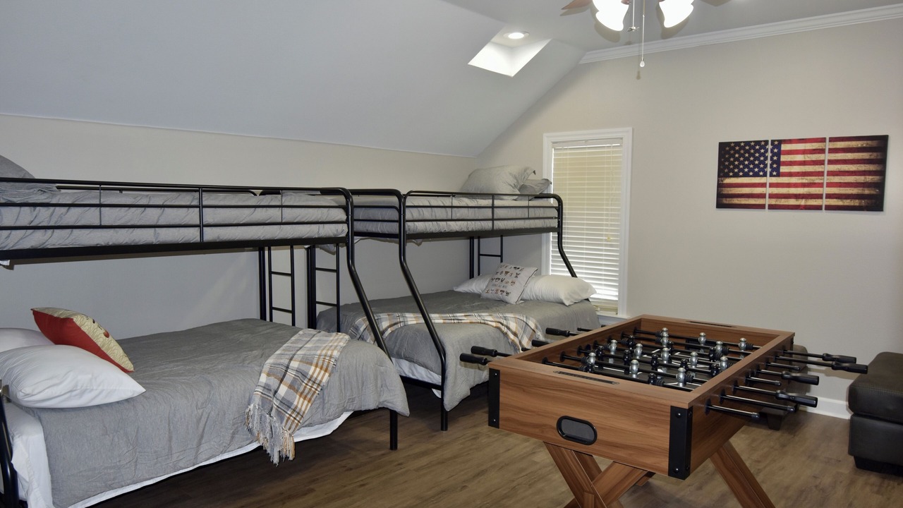 Photo of Bedroom in Lake Hamilton