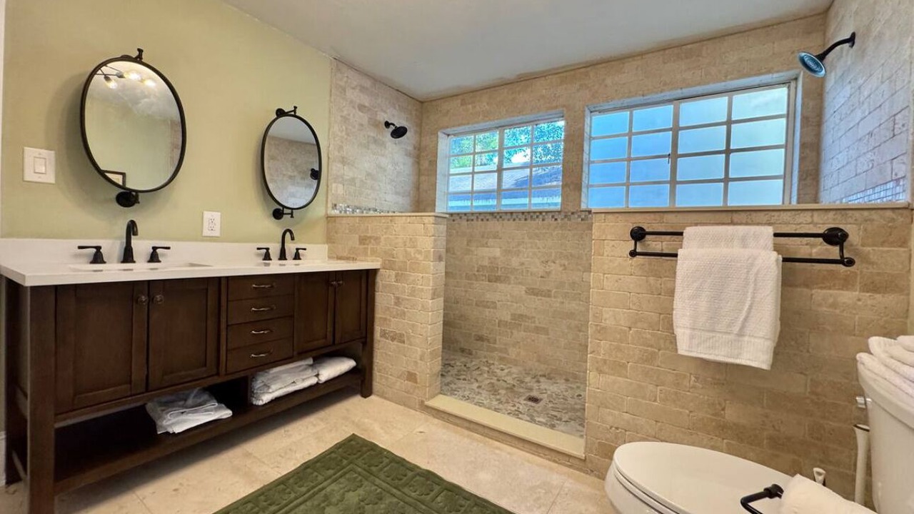 Photo of Bathroom in Dunnellon