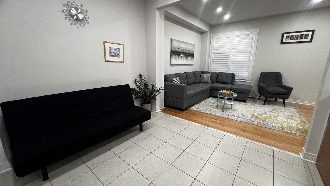 Photo of Livingroom in Milton