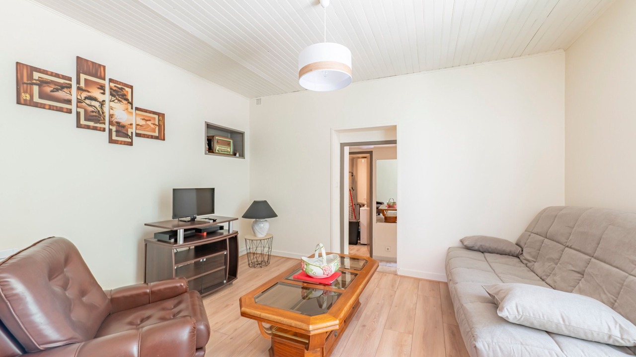 Photo of Livingroom in Saint-Clair-sur-Galaure