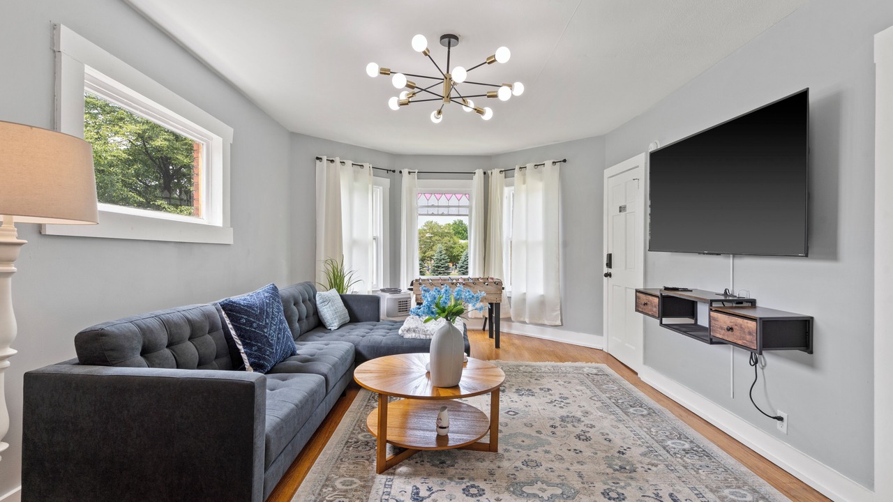 Photo of Livingroom in Downtown Syracuse