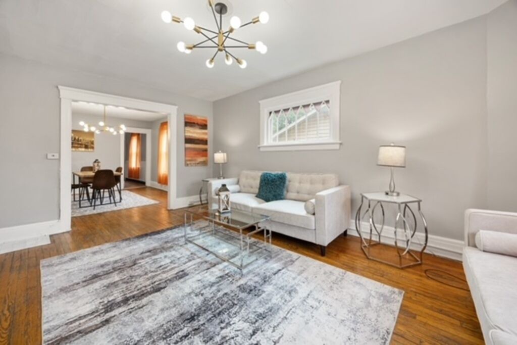 Photo of Livingroom in Downtown Syracuse