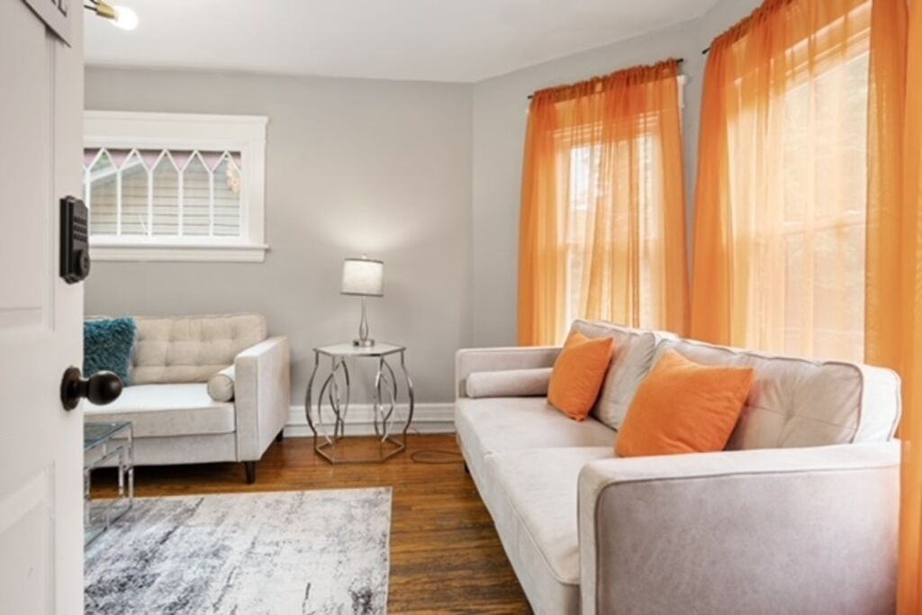 Photo of Livingroom in Downtown Syracuse