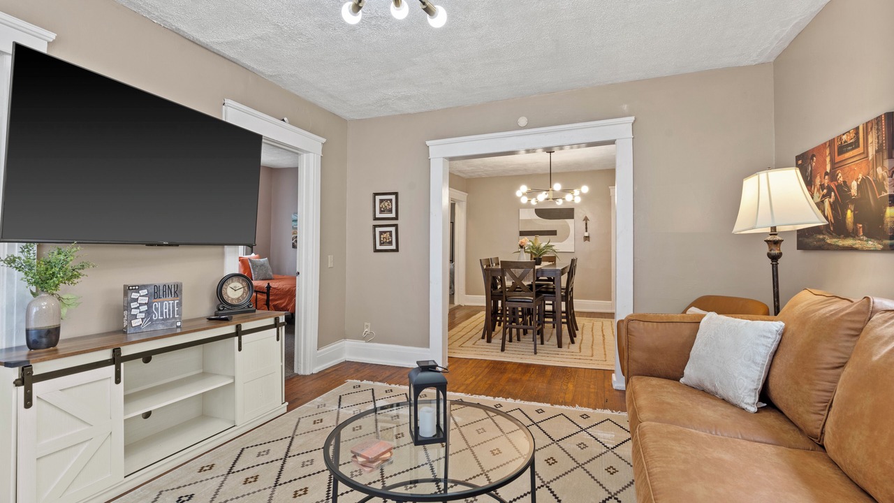 Photo of Livingroom in Downtown Syracuse