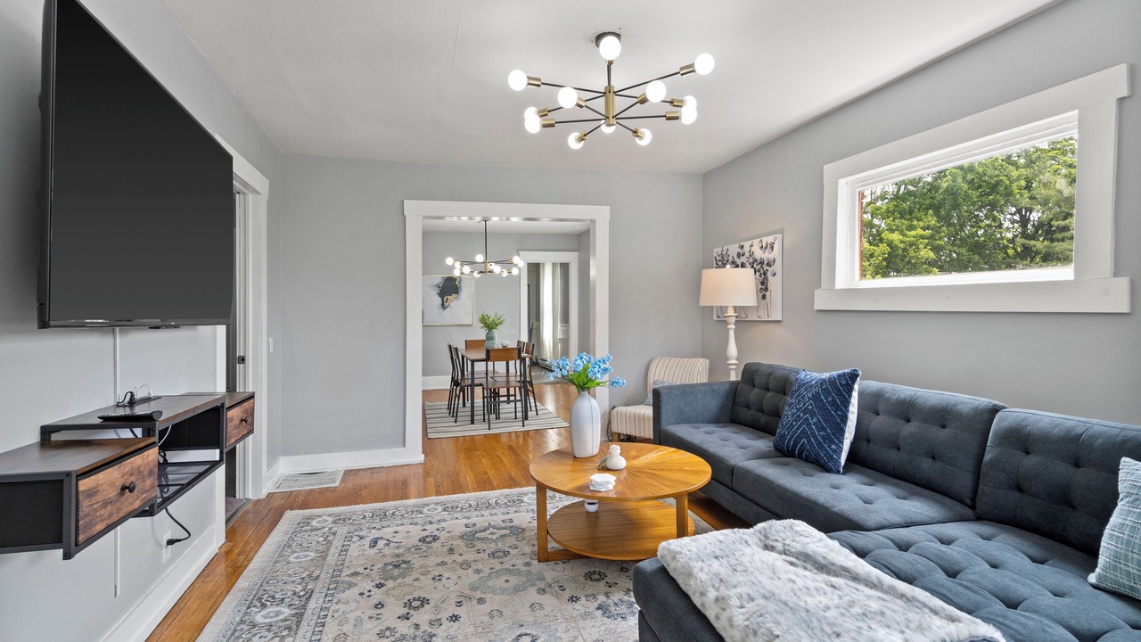 Photo of Livingroom in Downtown Syracuse