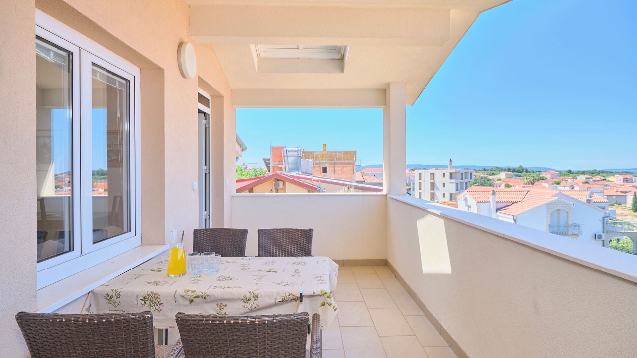 Photo of Patio Balcony in Okrug Gornji