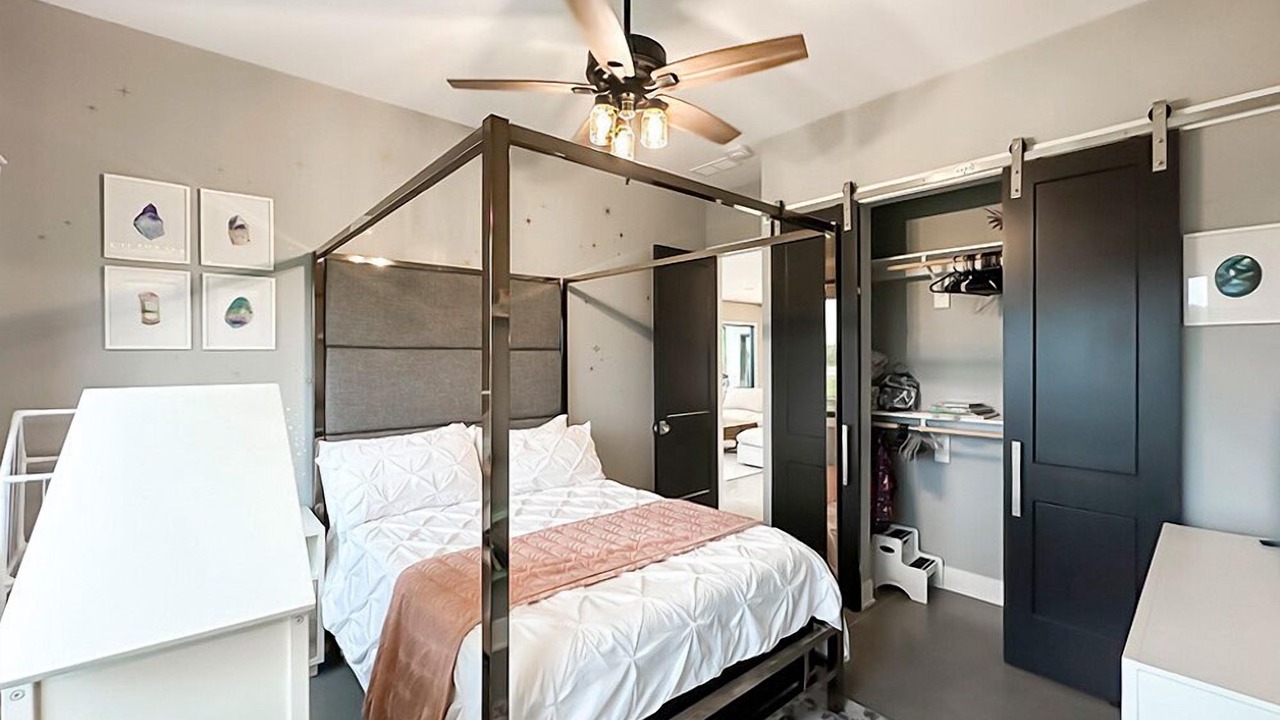 Photo of Bedroom in LaPlatte I