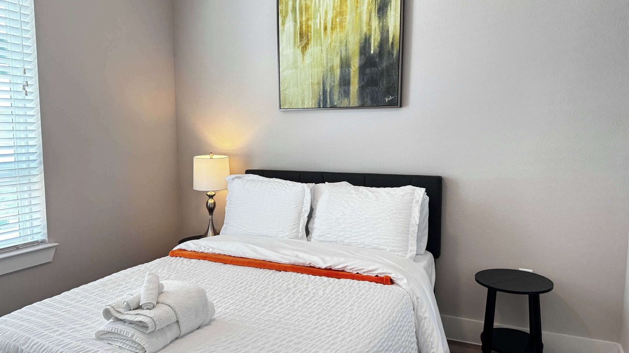Photo of Bedroom in McNeil