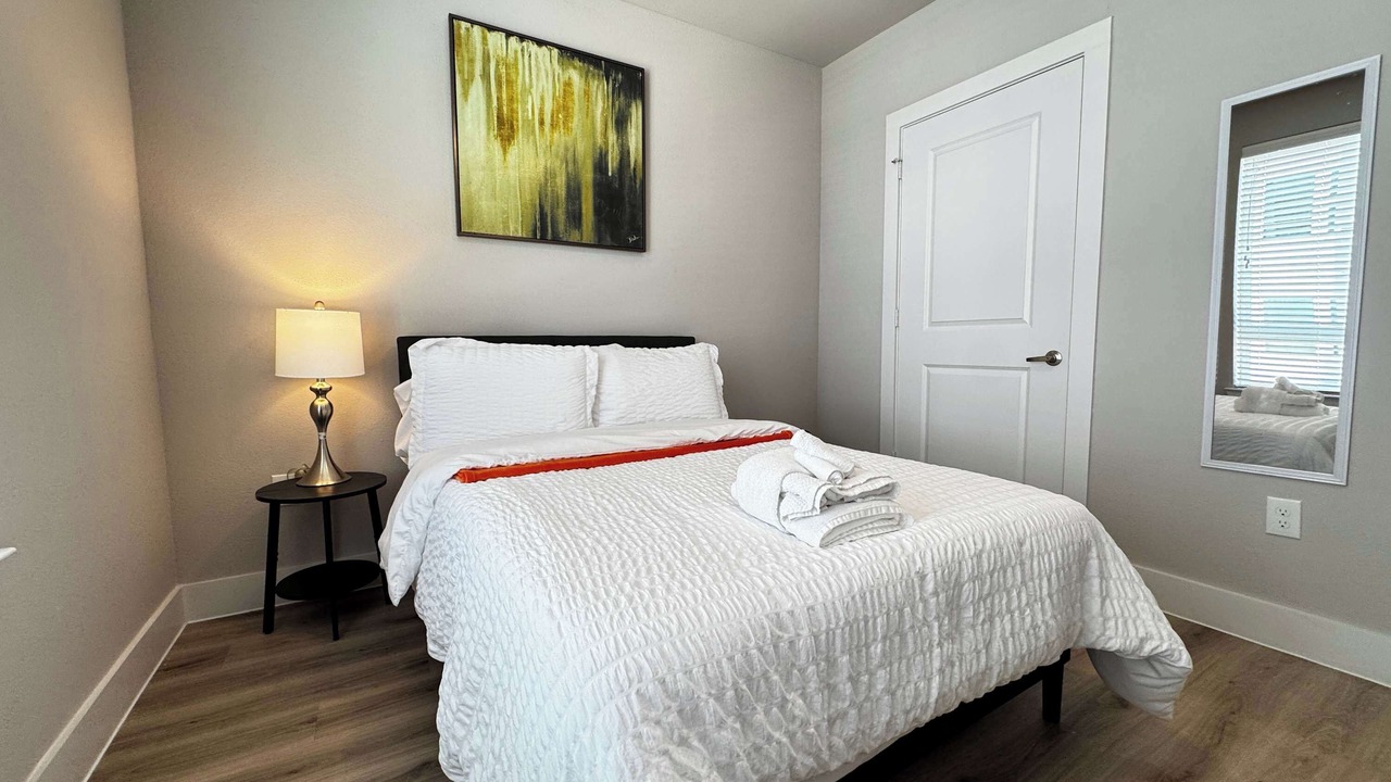 Photo of Bedroom in McNeil