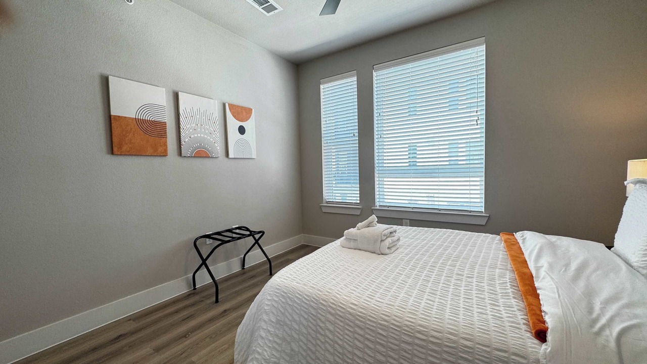 Photo of Bedroom in McNeil