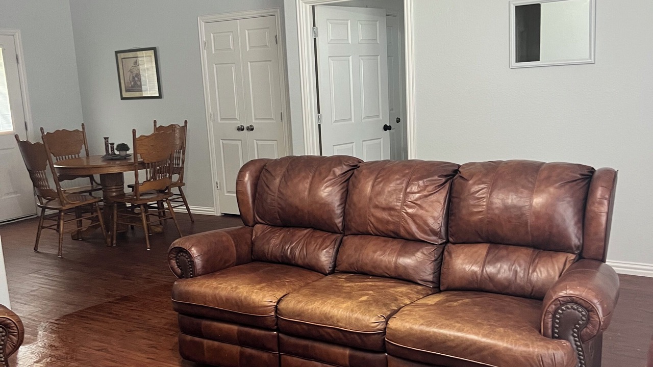Photo of Livingroom in Calera