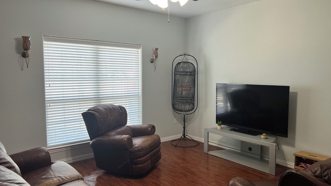 Photo of Livingroom in Calera