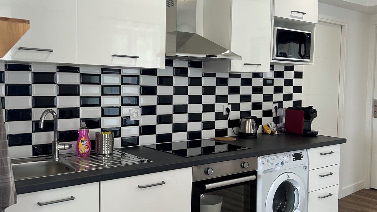 Photo of Kitchen in Drap