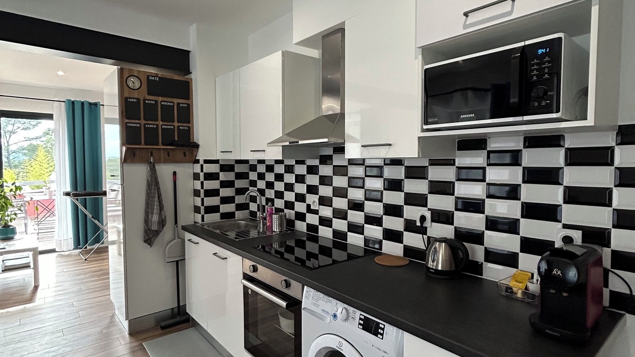 Photo of Kitchen in Drap