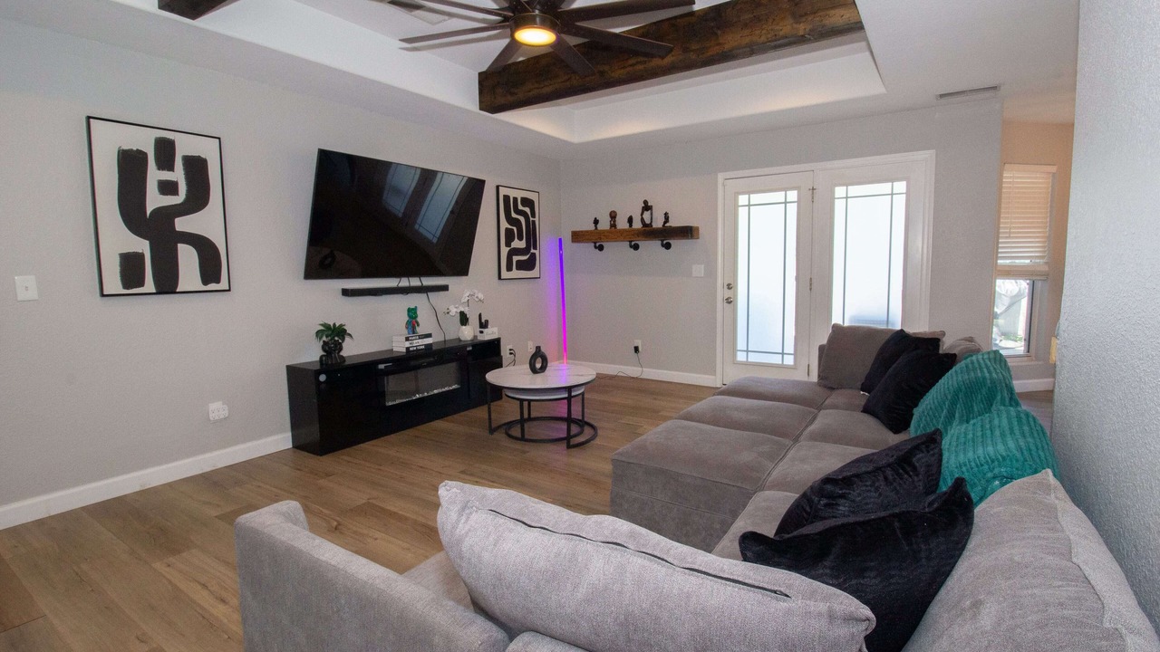 Photo of Livingroom in Waynesville