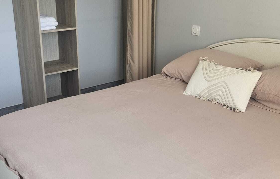 Photo of Bedroom in Le Pontet