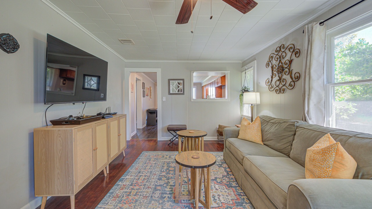 Photo of Livingroom in Lafayette