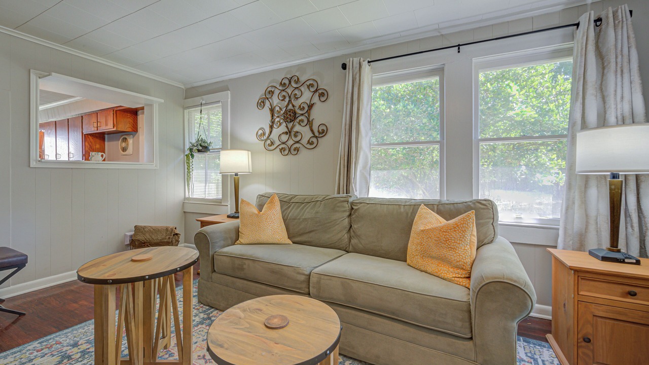 Photo of Livingroom in Lafayette