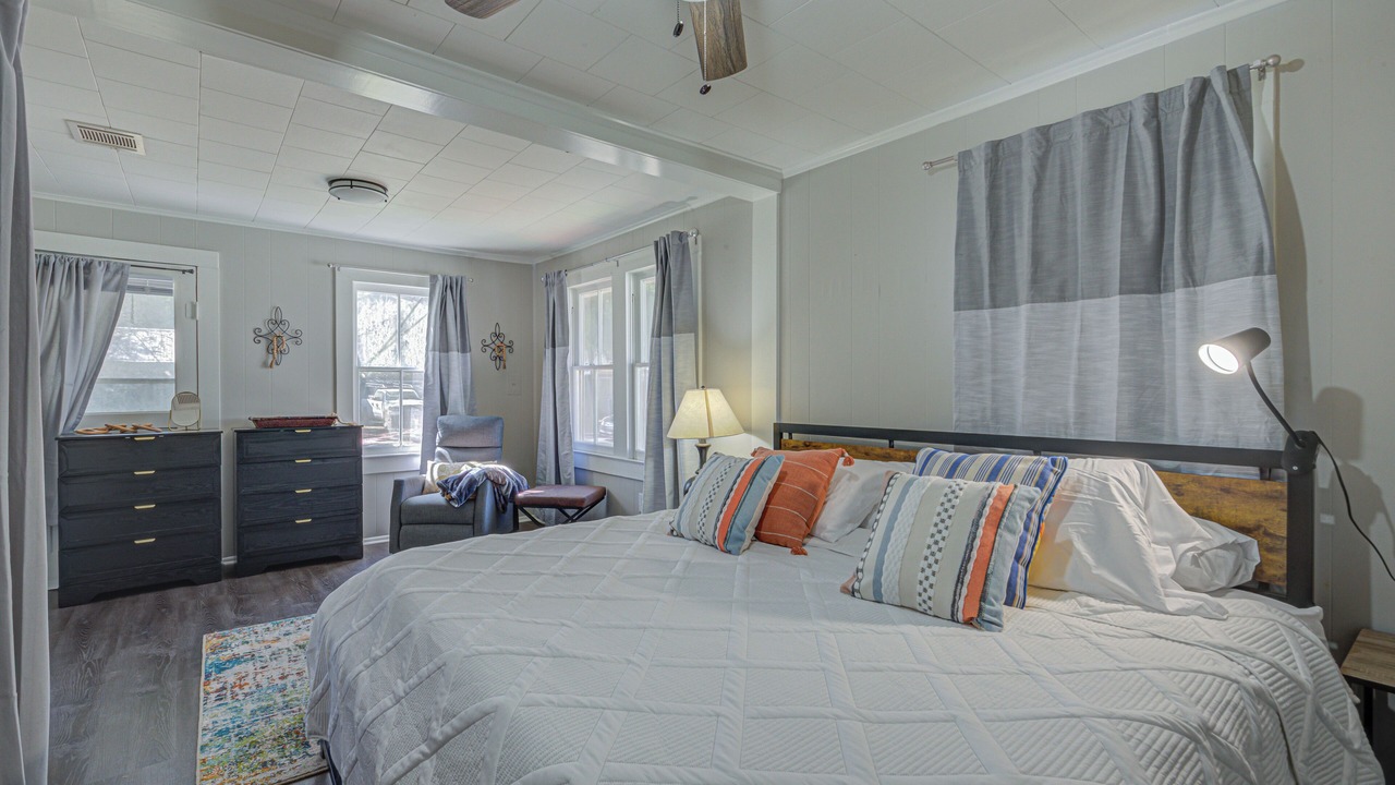 Photo of Bedroom in Lafayette