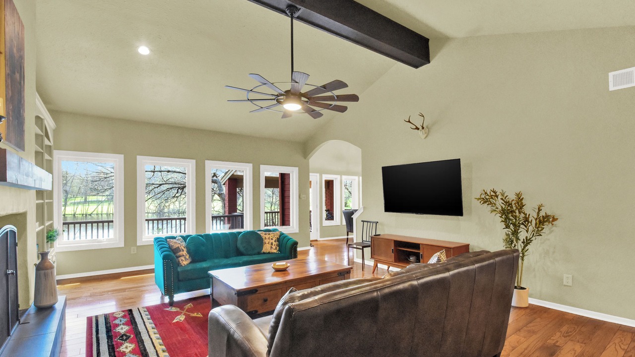 Photo of Livingroom in Bartonville