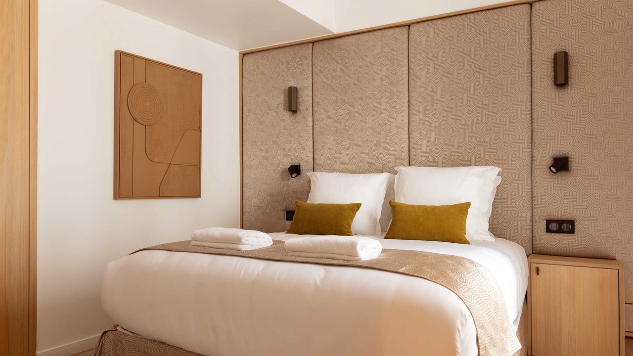 Photo of Bedroom in 17th Arrondissement