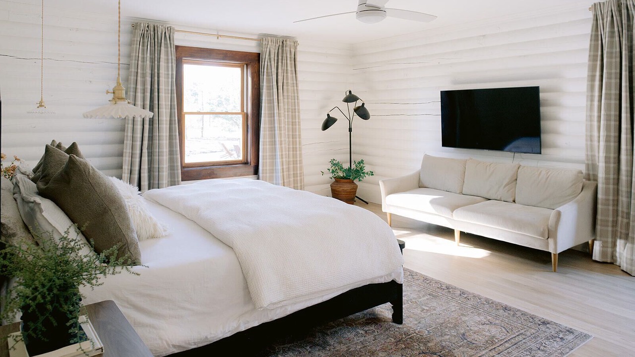 Photo of Bedroom in Bath