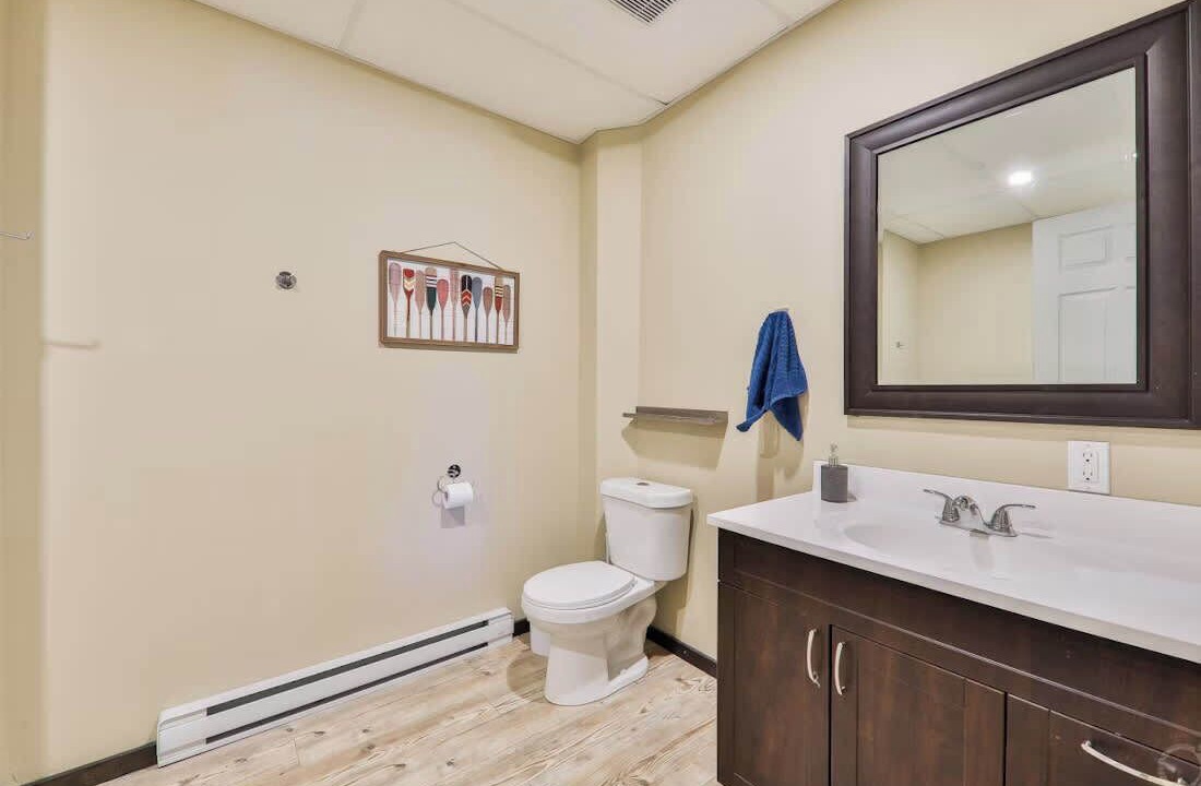 Photo of Bathroom in Grenville-sur-la-Rouge