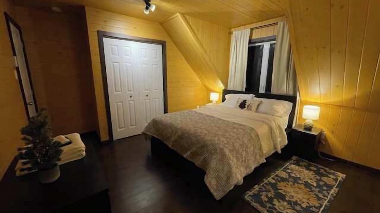 Photo of Bedroom in Grenville-sur-la-Rouge