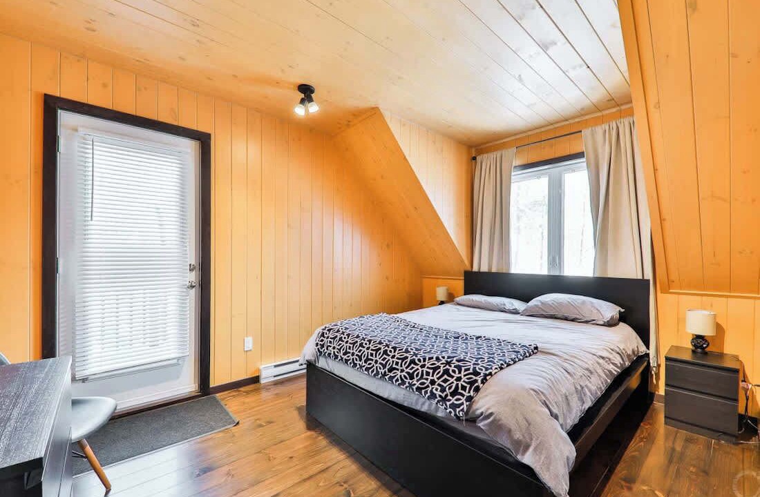 Photo of Bedroom in Grenville-sur-la-Rouge