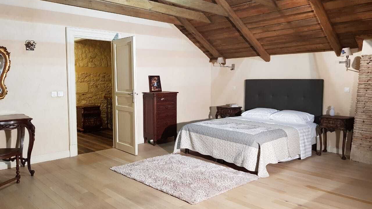 Photo of Bedroom in Flaujagues