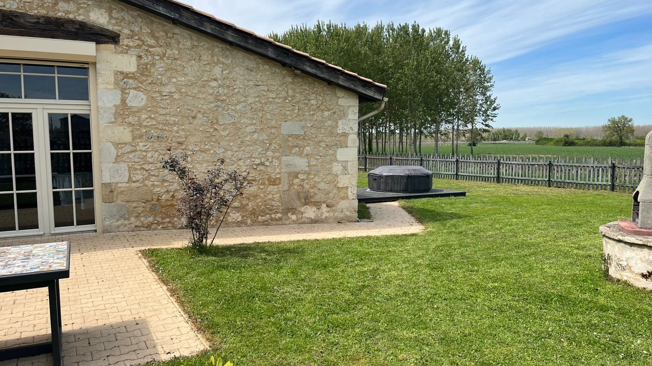 Photo of Outdoor in Flaujagues