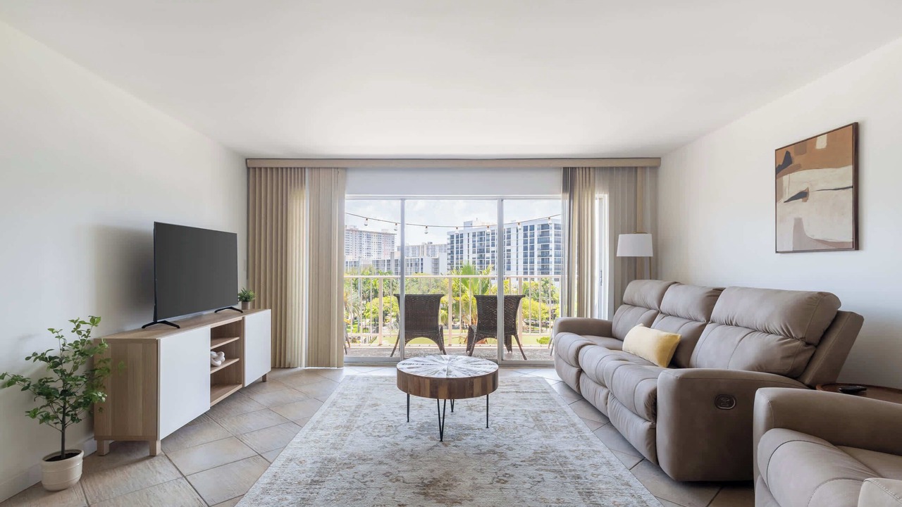 Photo of Livingroom in Sunny Isles Beach