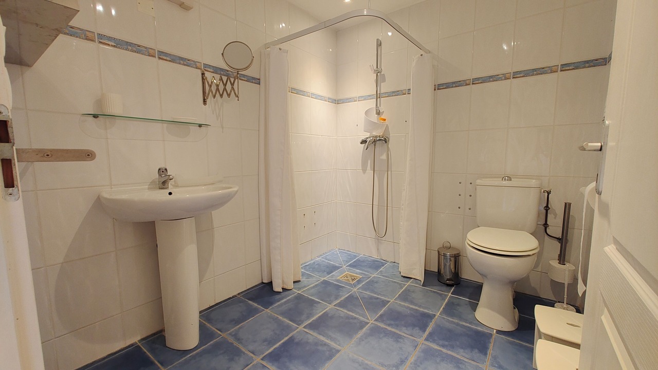 Photo of Bathroom in Septfonds