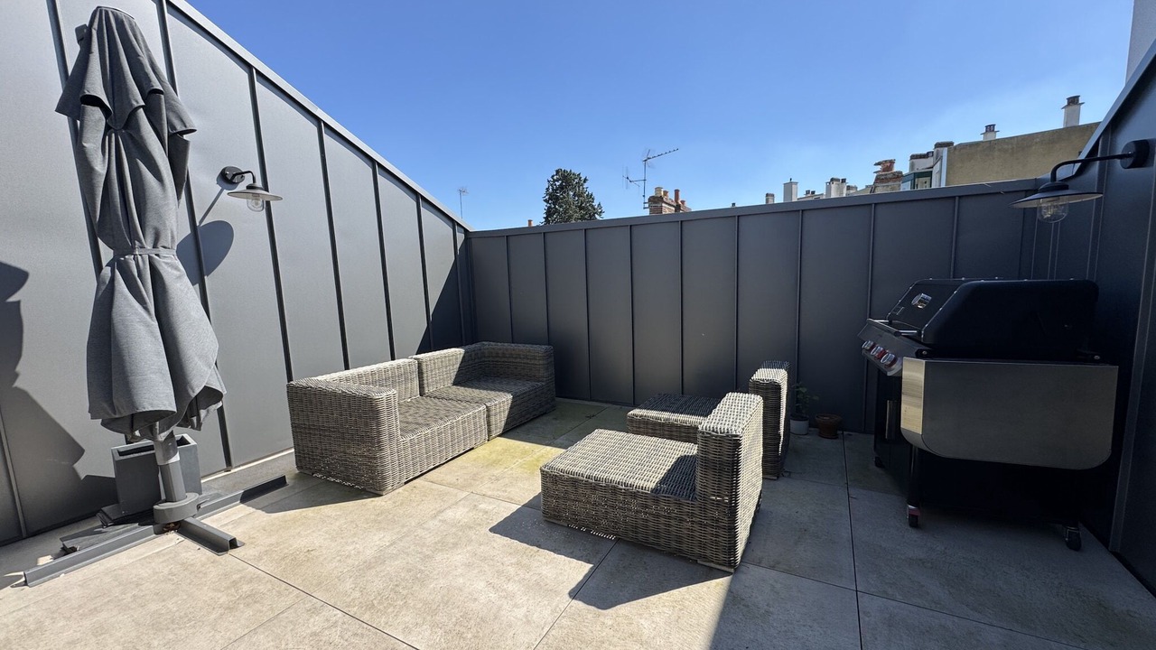 Photo of Patio Balcony in Flore