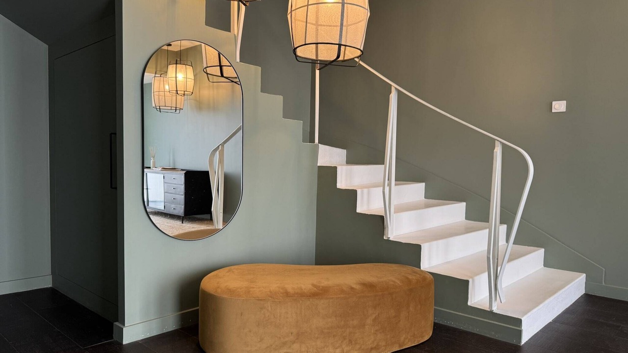 Photo of Others in Flore