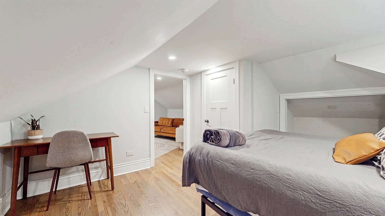 Photo of Bedroom in Forest Park